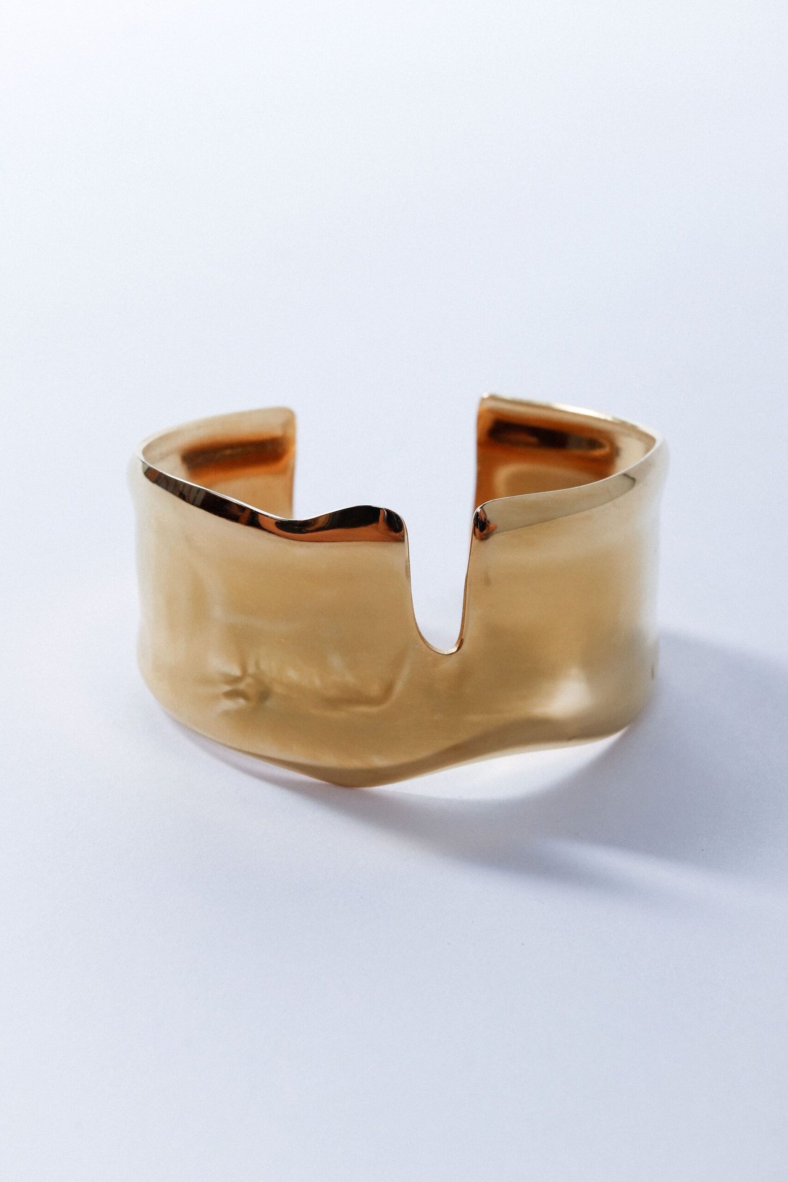 Bracelete Fenda CAPA